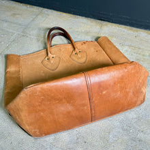 画像をギャラリービューアに読み込む, 1980's L.L.Bean LETHER TOTE BAG (size M)