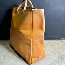 画像をギャラリービューアに読み込む, 1970-80's L.L.Bean LETHER TOTE BAG (size L or XL)