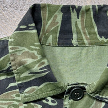 画像をギャラリービューアに読み込む, 1960-70's VIETNAM TIGER STRIPE JACKET (BIG SIZE & GOOD CONDITION)