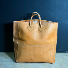 画像をギャラリービューアに読み込む, 1970-80's L.L.Bean LETHER TOTE BAG (size L or XL)