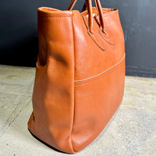 画像をギャラリービューアに読み込む, 1980's L.L.Bean LETHER TOTE BAG ( GOOD CONDITION / size M)