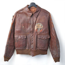 画像をギャラリービューアに読み込む, 1940's A-2フライトジャケット スコードロンパッチ付き スカル