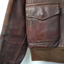 画像をギャラリービューアに読み込む, 1940's A-2フライトジャケット スコードロンパッチ付き スカル