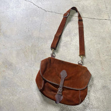 画像をギャラリービューアに読み込む, 1970's L.L.BEAN SUEDE BAG