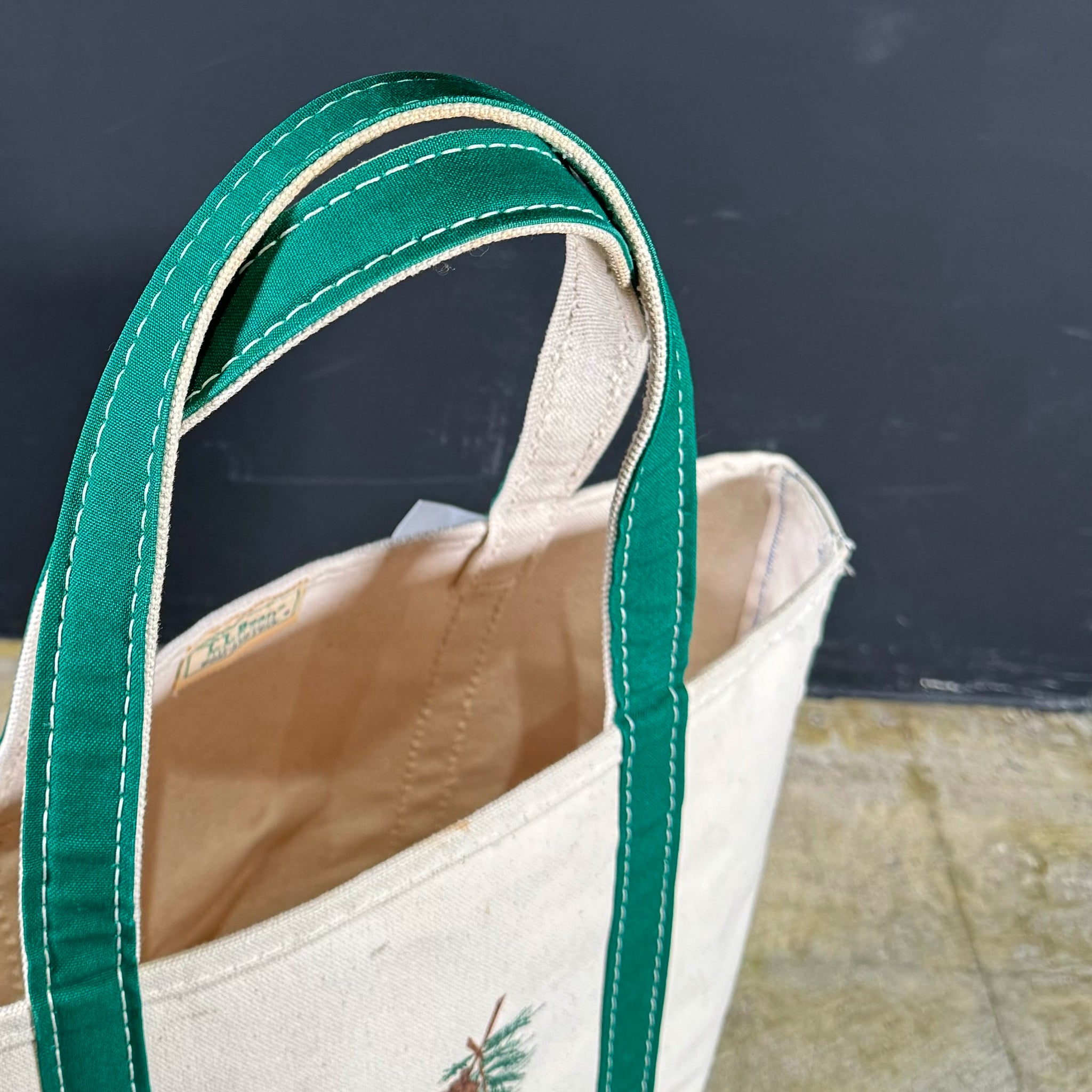 1980's L.L.Bean BOAT AND TOTE (GOOD CONDITION / size M TALL) – LEAD