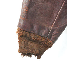 画像をギャラリービューアに読み込む, 1940's A-2フライトジャケット スコードロンパッチ付き スカル
