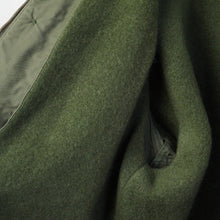 画像をギャラリービューアに読み込む, 1970's USN A-2 デッキジャケット ステンシル入り DDG size L
