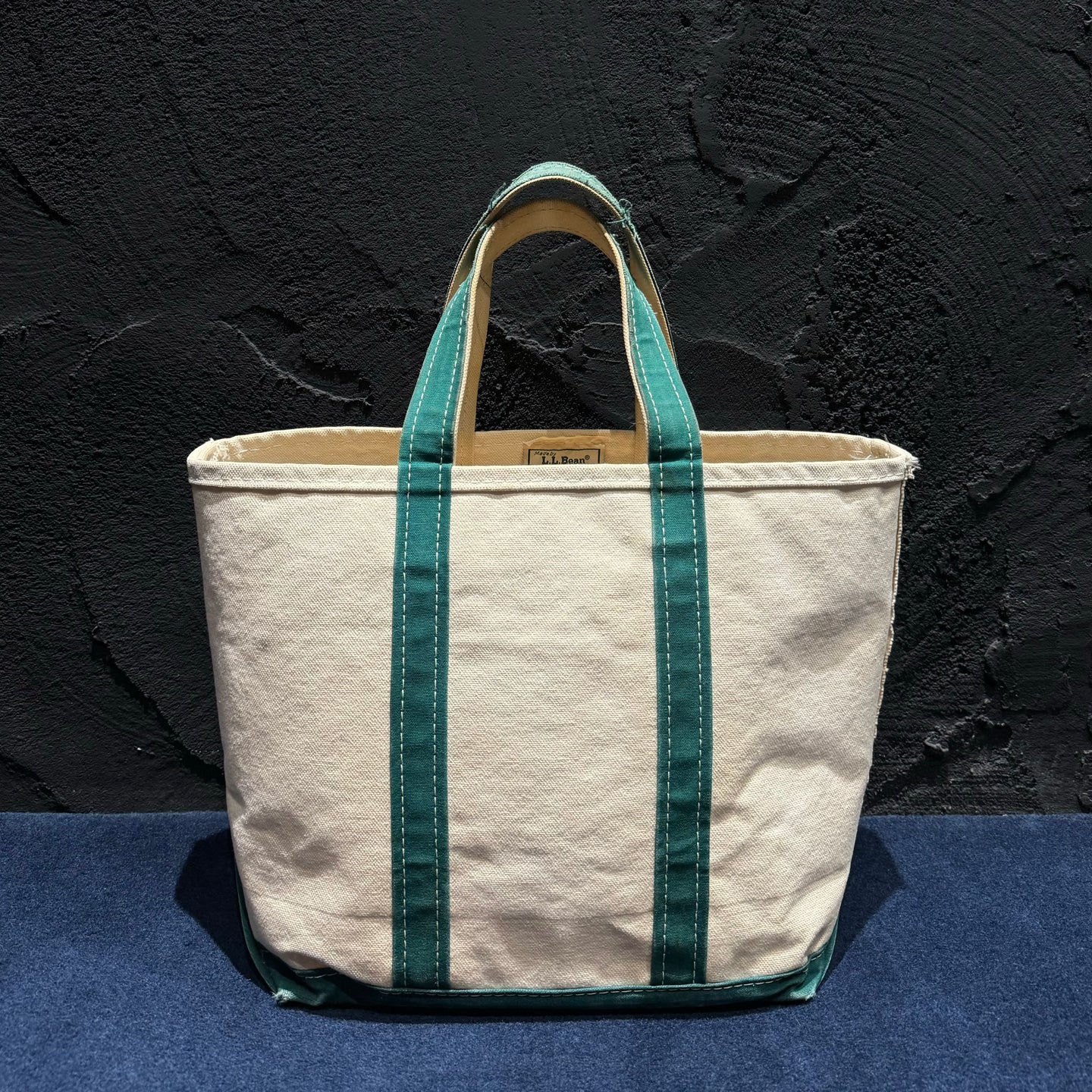 1980's L.L.Bean BOAT AND TOTE ( NICE FADE / size M )