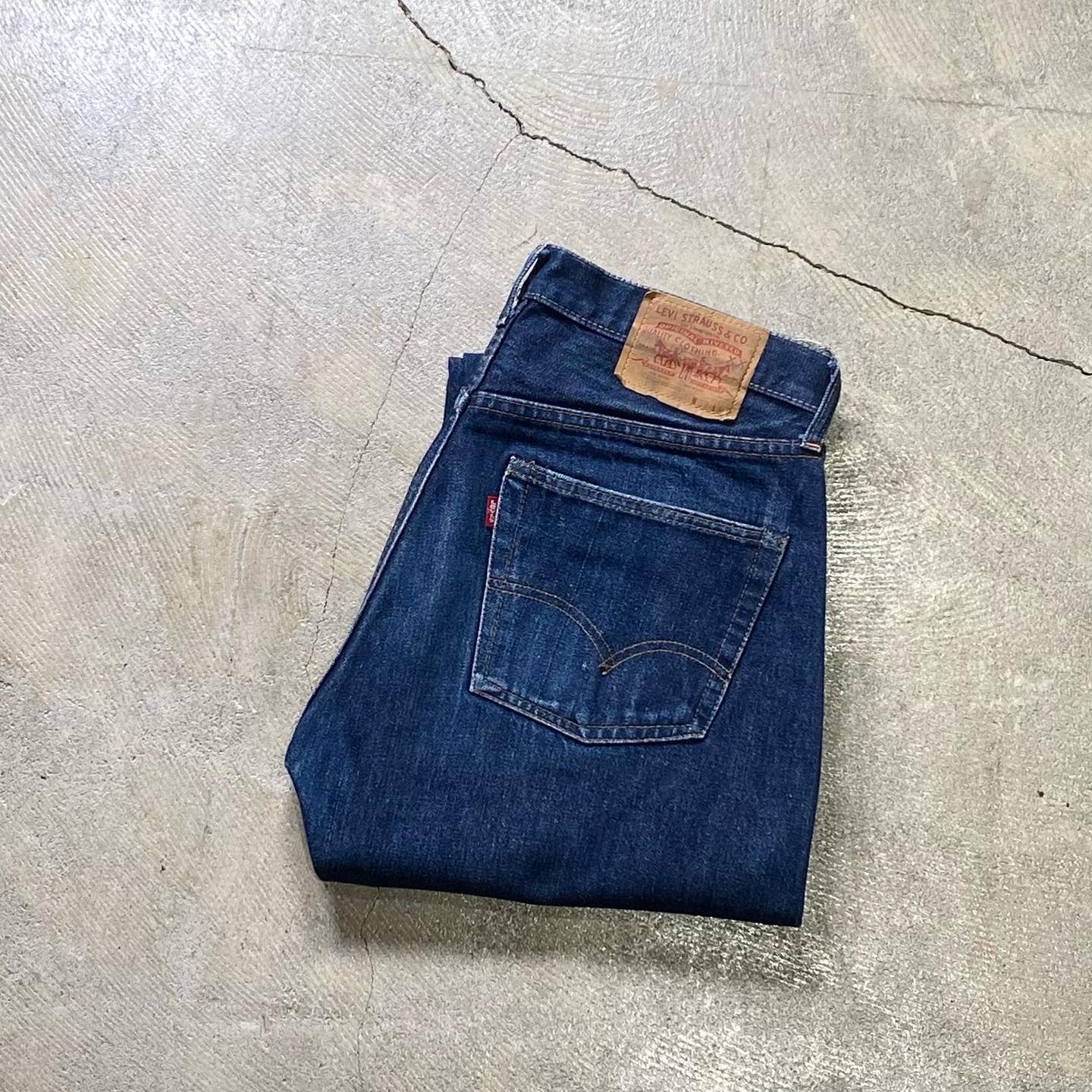 1970's LEVIS 501 66SS (16BUTTON / VERY GOOD COLOR & CONDITION)